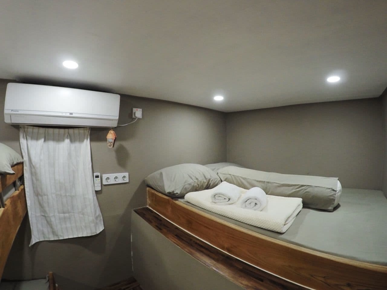 Botel Regina Liveaboard 3*